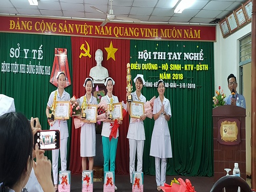 Hoi Thi DDGioi BV Nhi.jpg