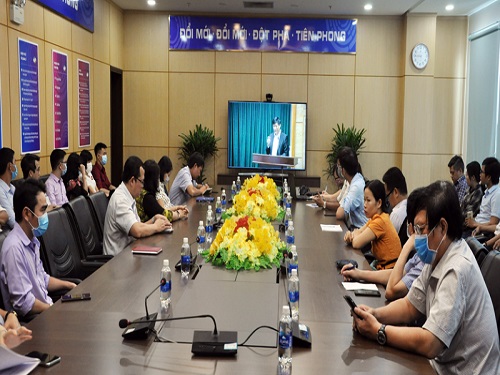 trien khai CNTT dn.jpg