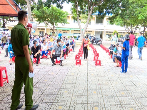 Tiem trang dai.jpg